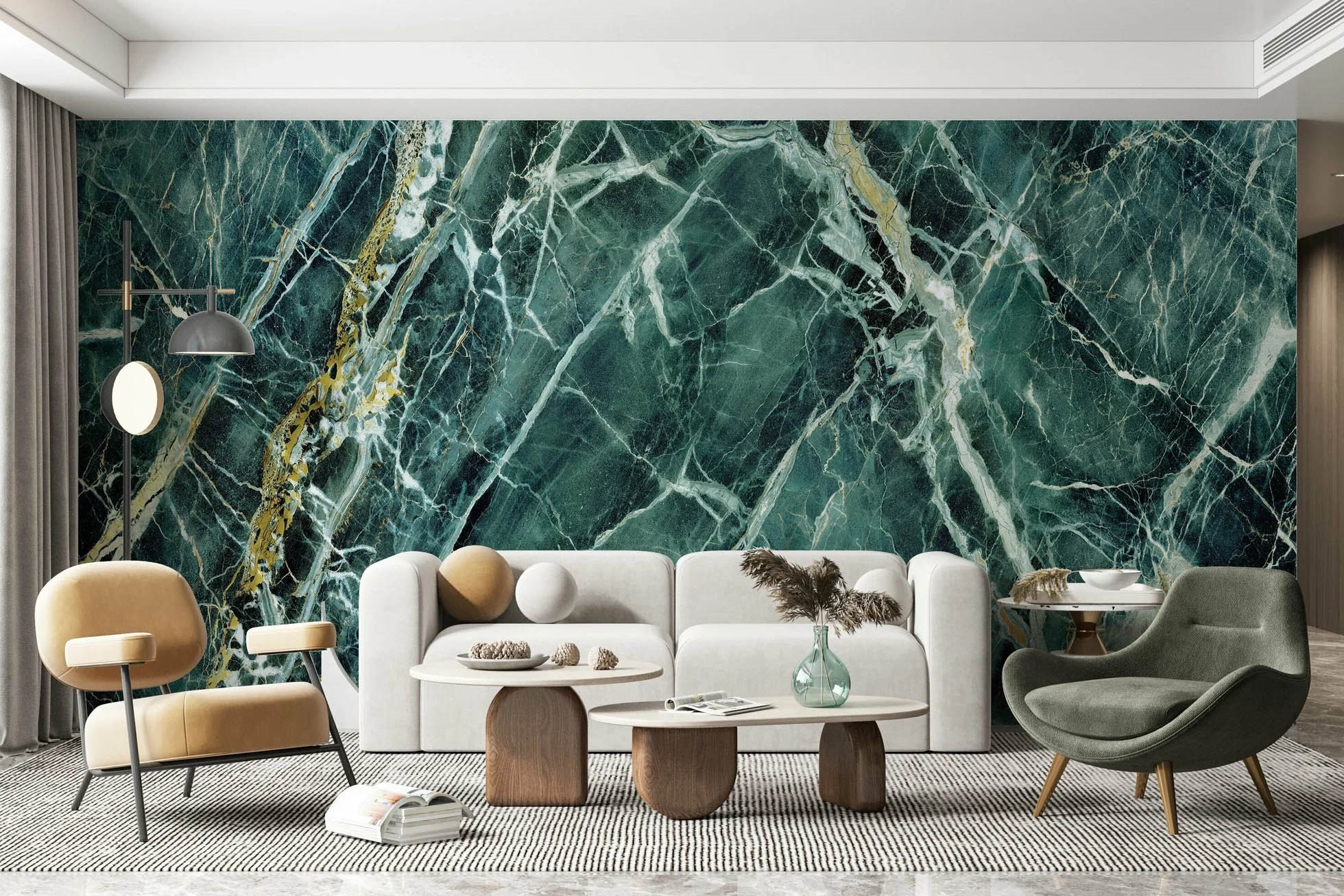 Зеленый мрамор в интерьере Отделка зеленым мрамором стен в гостиной